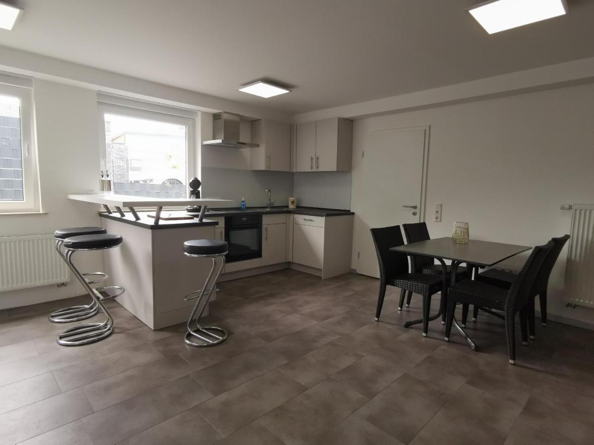 Moderne Wohnung Mit Terrasse Und Eigenem Zugang. Remscheid Exteriör bild